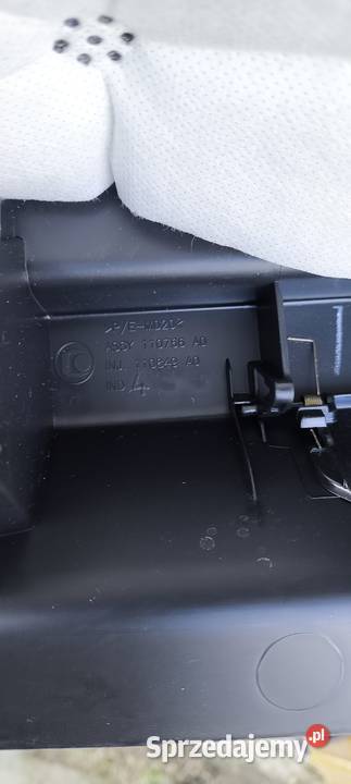 Plastiki bagażnika Peugeot 3008 II 2018 dolnośląskie Kłodzko sprzedam