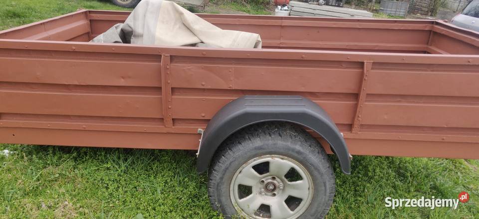 Przyczepa jednoosiowa rolnicza ogrodnicza leśna nieuszkodzony Trzciana