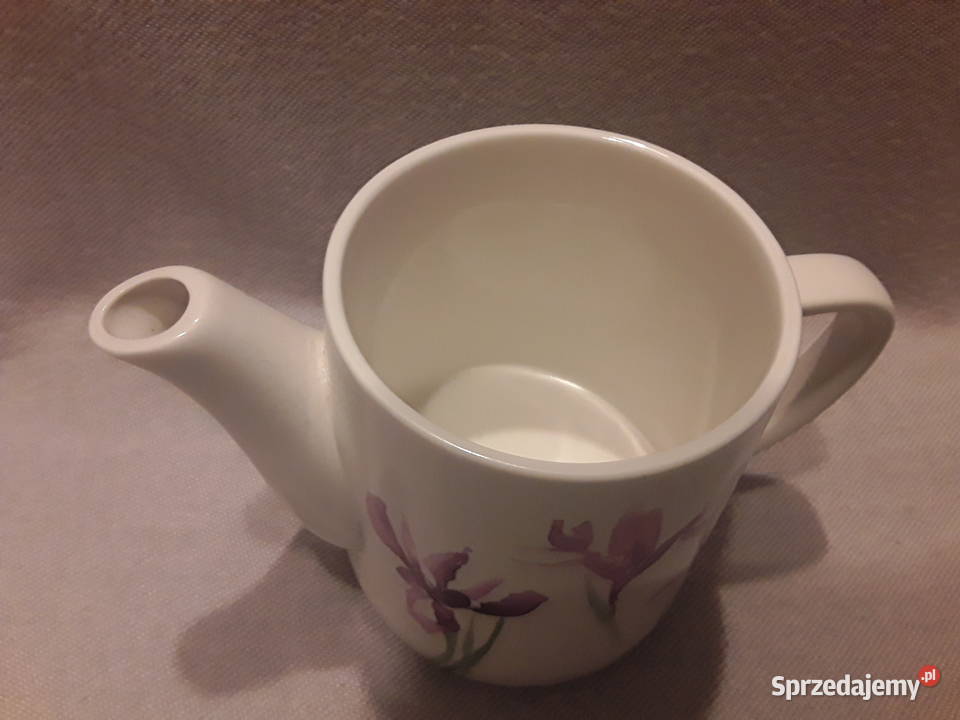 Dekoracja dzban dzbanek irysy kwiaty wiosna Zamość