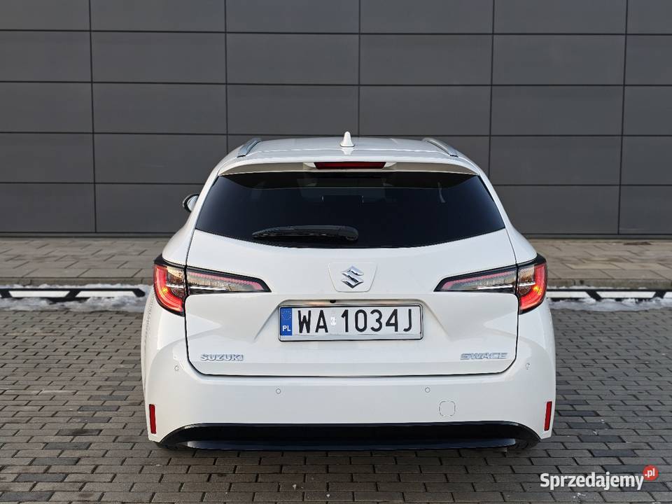 Suzuki Swace Toyota Corolla 18 hybrid 122 1 welurowa tapicerka Corolla Warszawa
