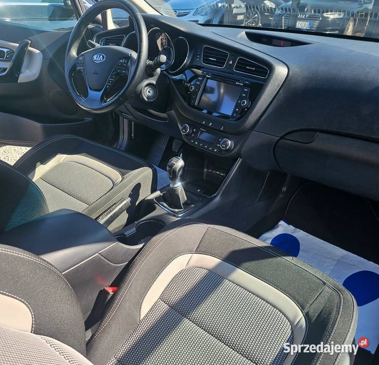 Kia Ceed 2014 LED super stan Benzyna ładny Rok produkcji 2014 Kutno sprzedam