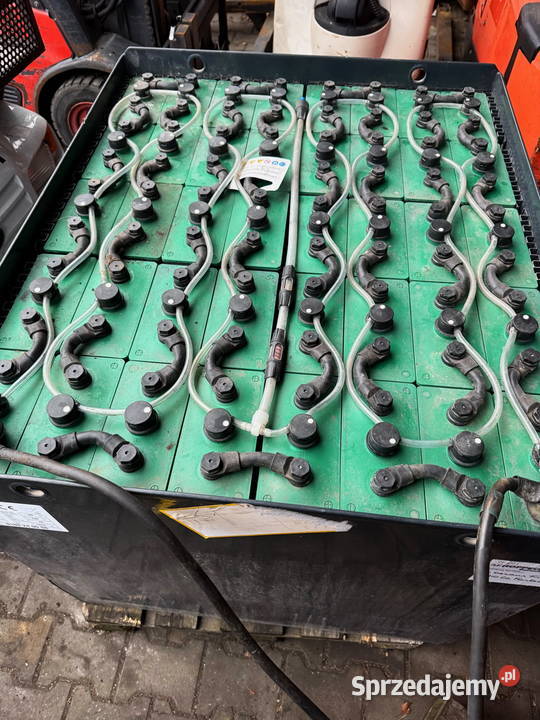 akumulator trakcyjny bateria trakcyjna 80V700Ah Działoszyn