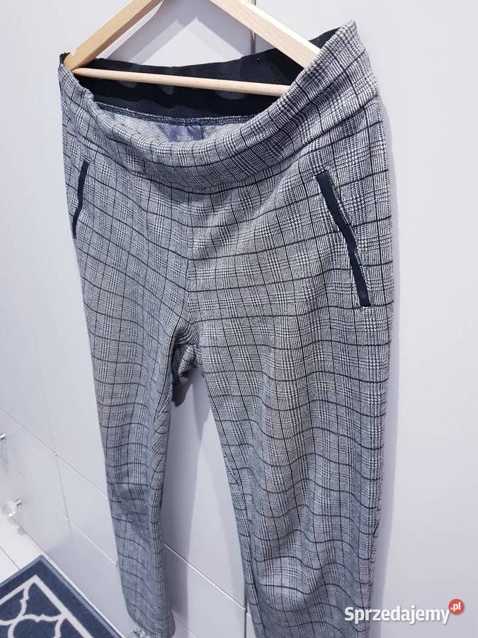 Damskie spodnie w dużym rozmiarze z defektem Dąbrowa Górnicza