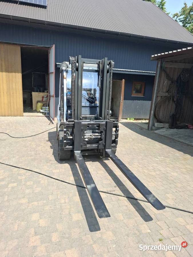 Wózek nissan forklift 3t 2016r Trzyciąż