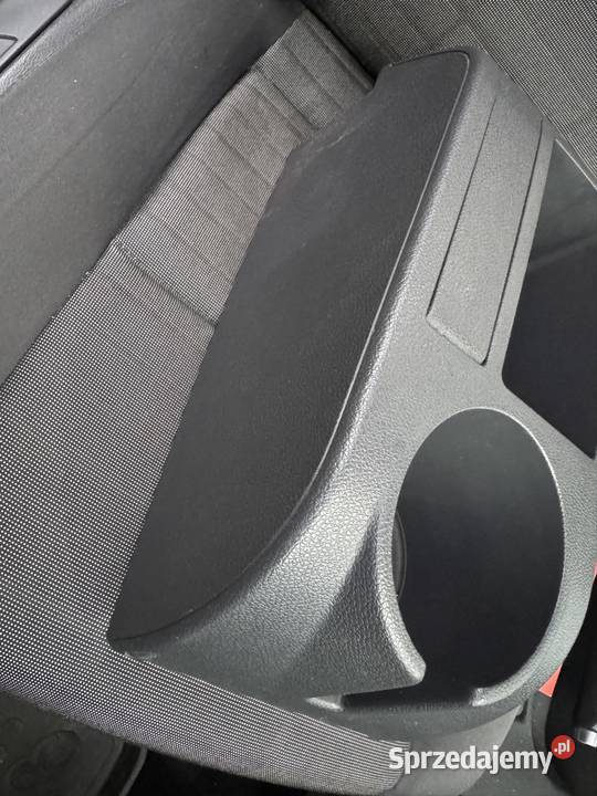 Tunel środkowy uchwyt na kubek golf V sprzedam