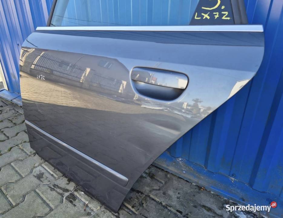 5 DRZWI TYŁ LEWY TYLNE LEWE AUDI A4 B6 KOMBI Działoszyce