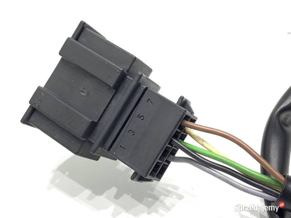 LUSTERKO LEWY SKODA ROOMSTER Van minibus 0615