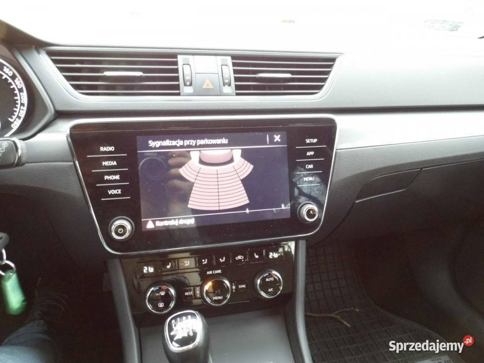 koda Superb III 20152023 gniazdo AUX łódzkie Łódź