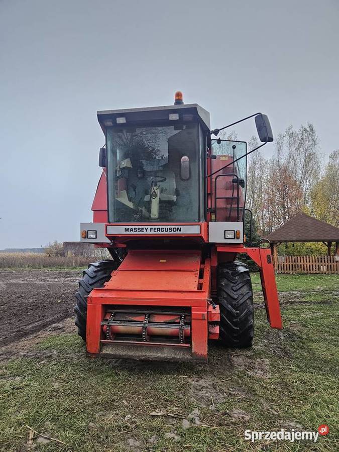Kombajn Massey Ferguson 30 Łowicz