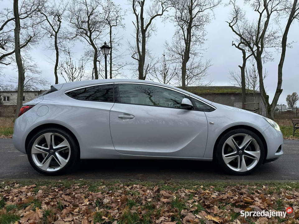 Opel Astra GTC 20 CDTI 165 Navi BiXenon Led Alu isofix Astra kujawsko-pomorskie Józefkowo