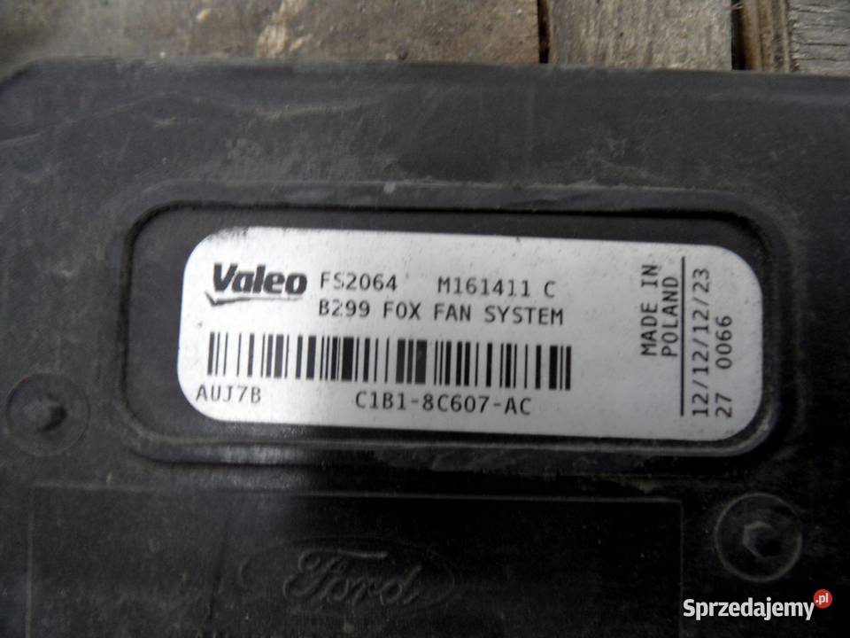 FORD FIESTA MK7 VII LIFT 13r wentylator chłodnic świętokrzyskie