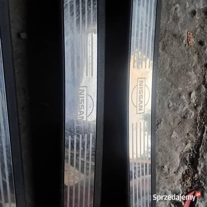 Nissan Primera listwy progów Karoseria Morawica