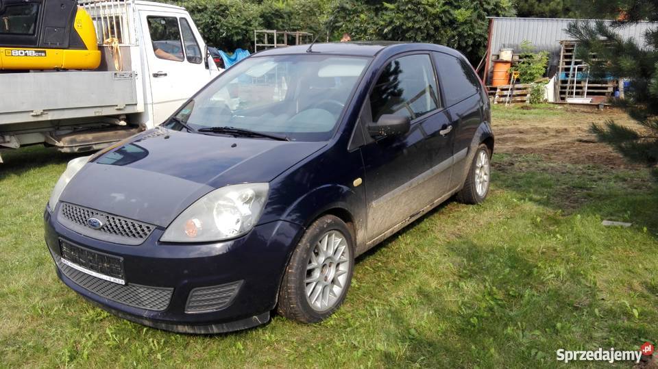 Ford Fiesta mk6 LPG uszkodzony zarejestrowany 1250cm3 sprzedam