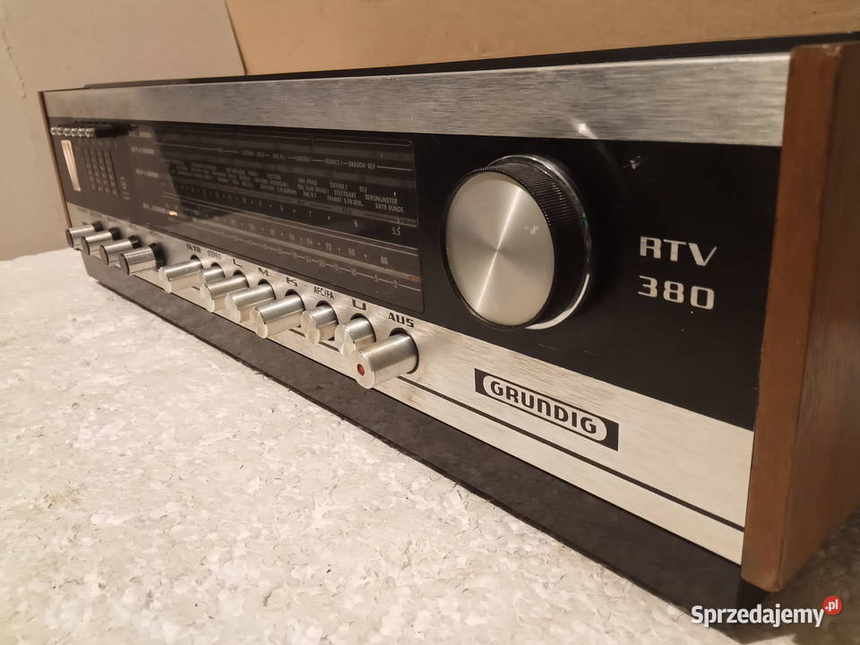GRUNDIG RTV380 Poznań