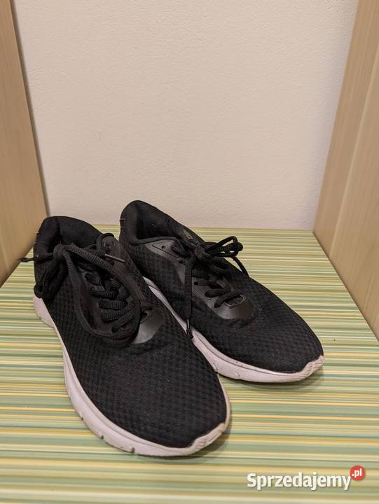 Buty sportowe 39 Gorlice sprzedam