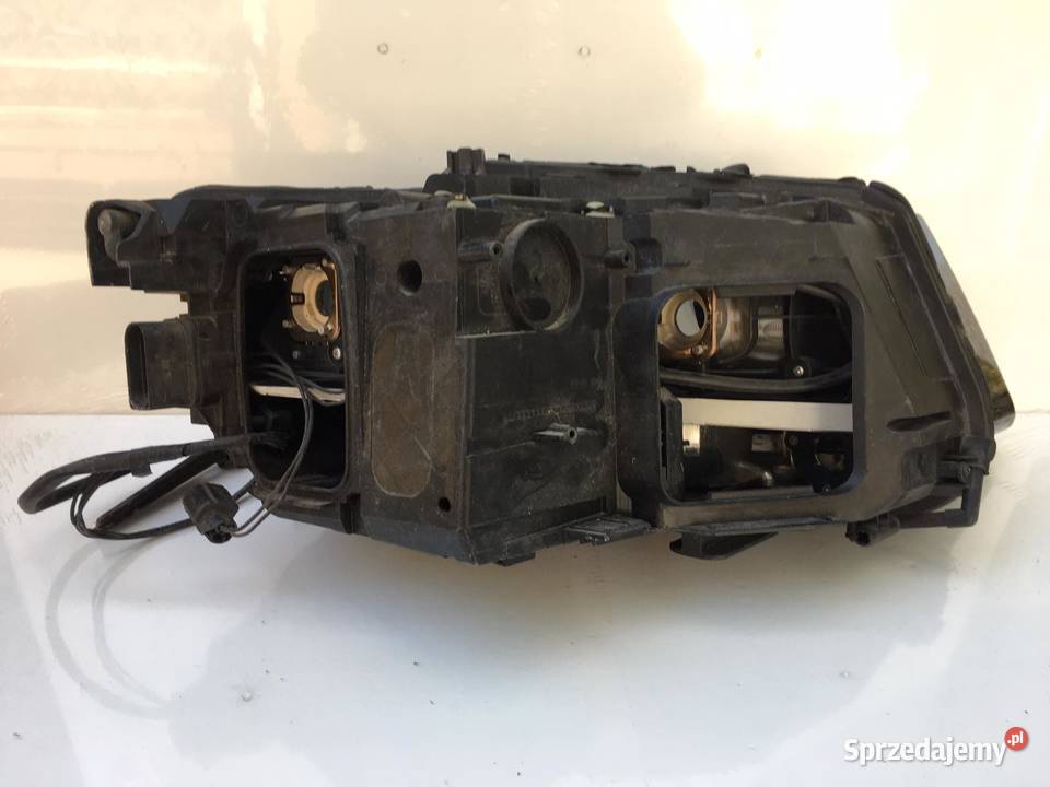 AUDI Q5 8R LEWA LAMPA PRZÓD osobowe wielkopolskie Ostroróg