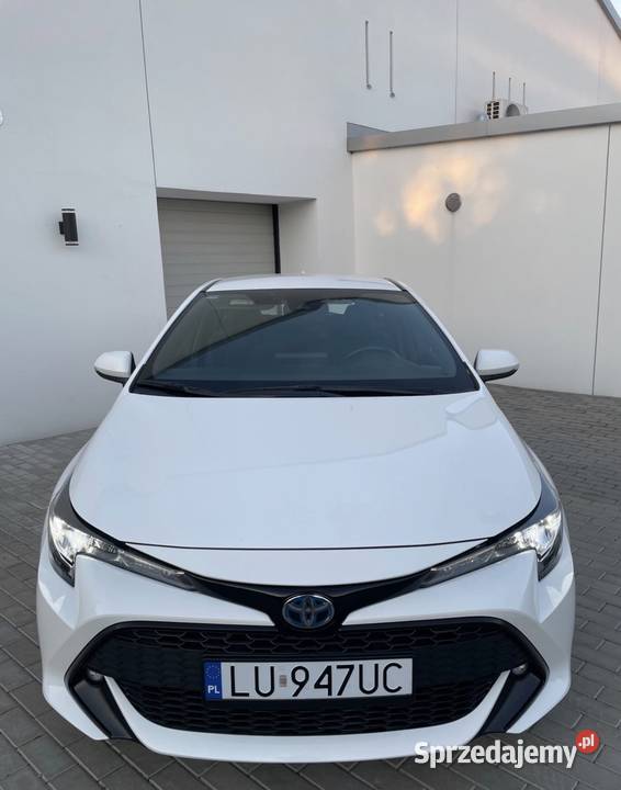 Toyota Corolla 18 HYBRID BUSINESS 63500 BRU sprzedam