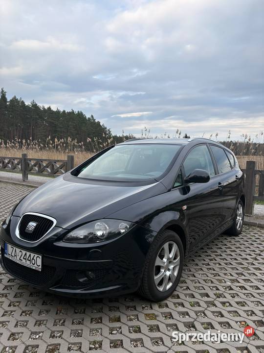 Seat Altea Xl uszkodzony 120KM Zwierzyniec