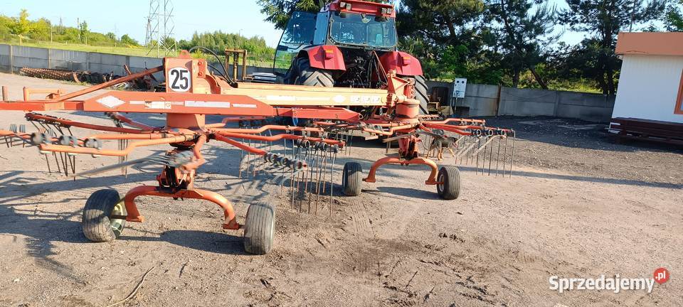 Zgrabiarka Kuhn GA 6000 nie Krone Claas nieuszkodzony Wągrowiec sprzedam