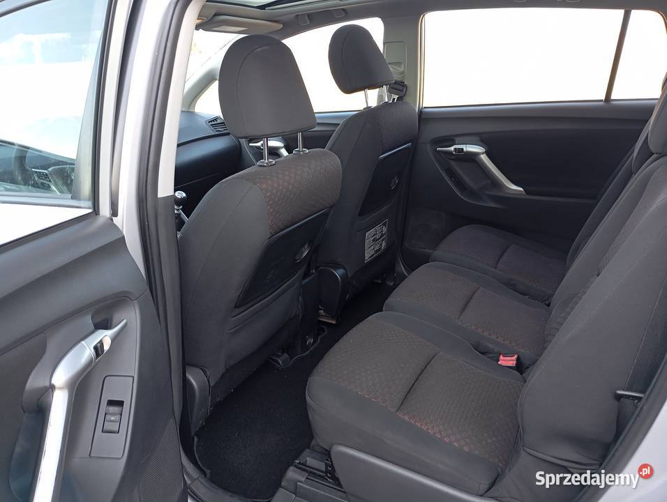 Toyota Verso Diesel 7osobowa nieuszkodzony Psary