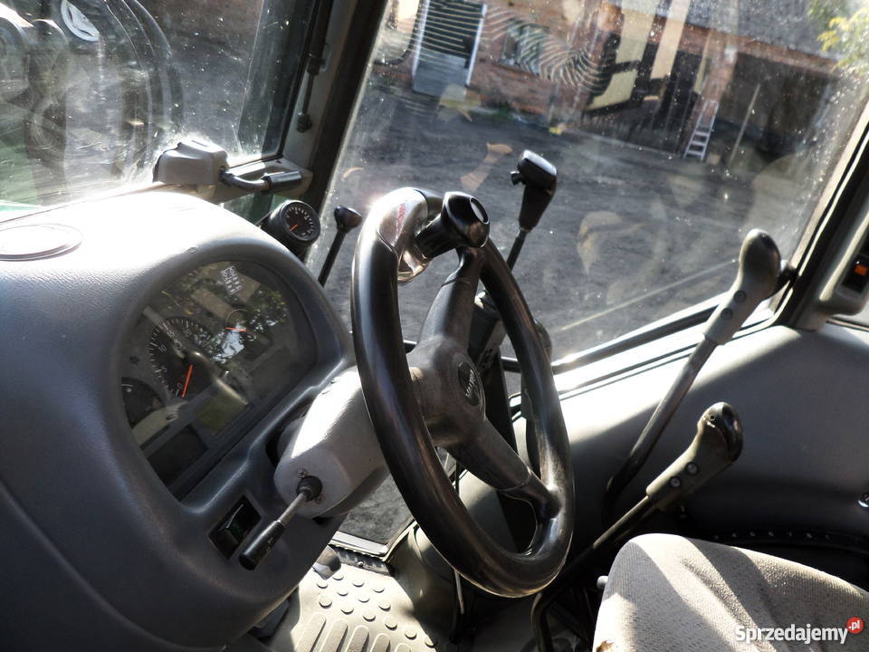 Valtra A 95 z ładowaczem STOLL Borek sprzedam