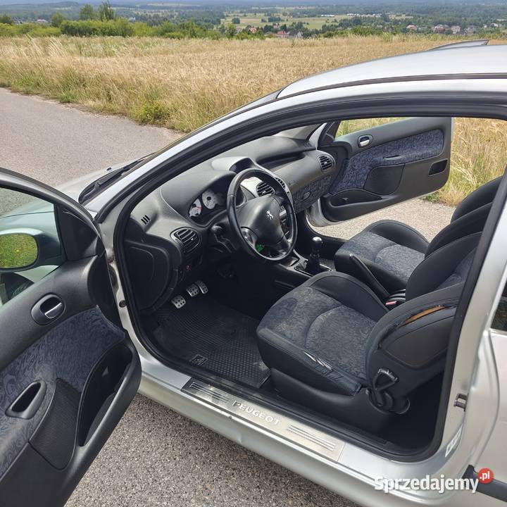 Peugeot 206 Quicksilver 2003r 1587cm3 Niegowonice