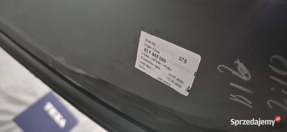 szyba czolowa q3 83a sportbackbez zadnych Bełchatów