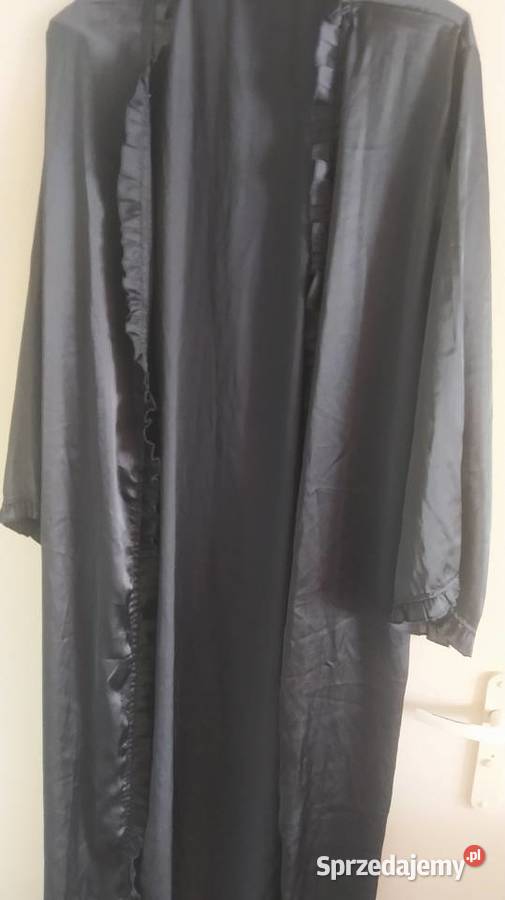 Ekskluzywny nowy czarny satynowy szlafrok Boohoo Do łydki Ostrów Wielkopolski