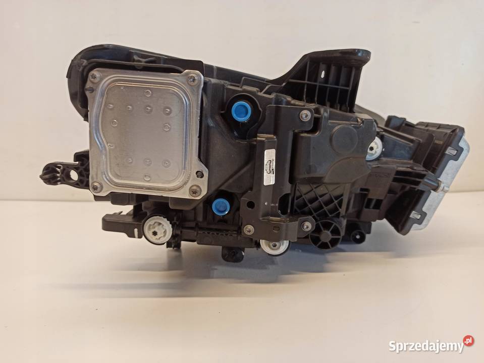 REFLEKTOR v60 lampa full led 32314156 RHD