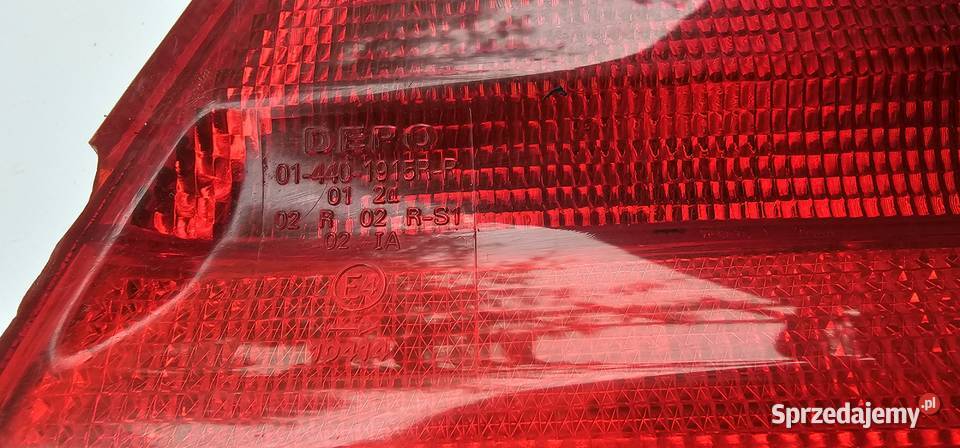 Lampa prawa tył mercedes w210 sedan lift Zbąszyń