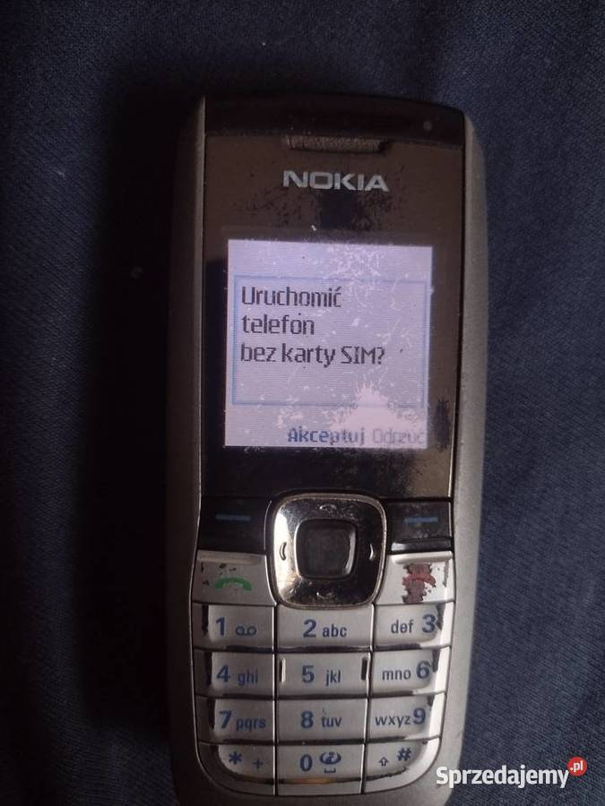 Telefon Nokia 2610 z przeznaczeniem na części Komorów