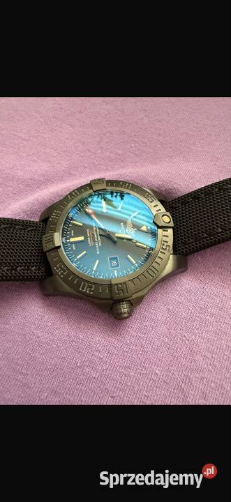 Breitling Avenger Automatic GMT 44 Night Mission