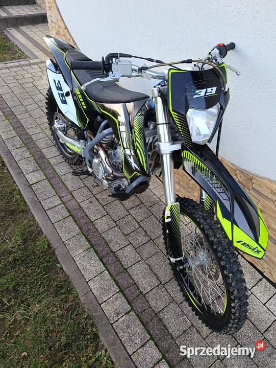 Asix xb39 300 DUŻO DODATKÓW czterosuwowy Maciejowice
