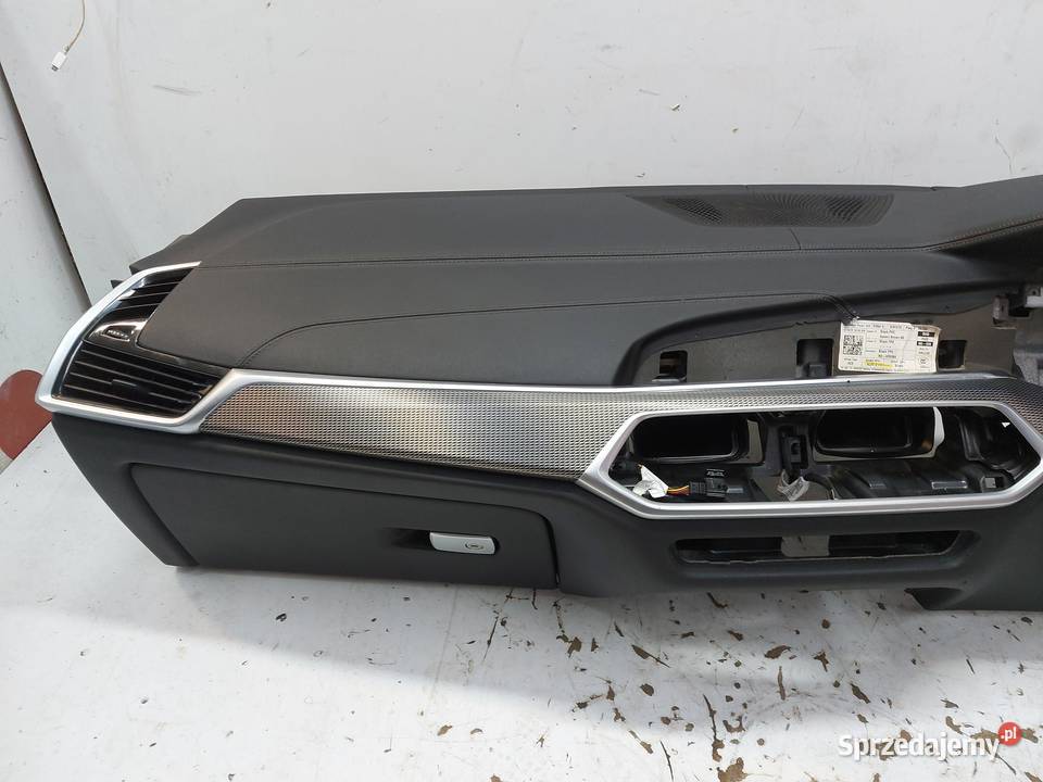 BMW G05 X5 30d 2019r KOKPIT DESKA ROZDZIELCZA UK