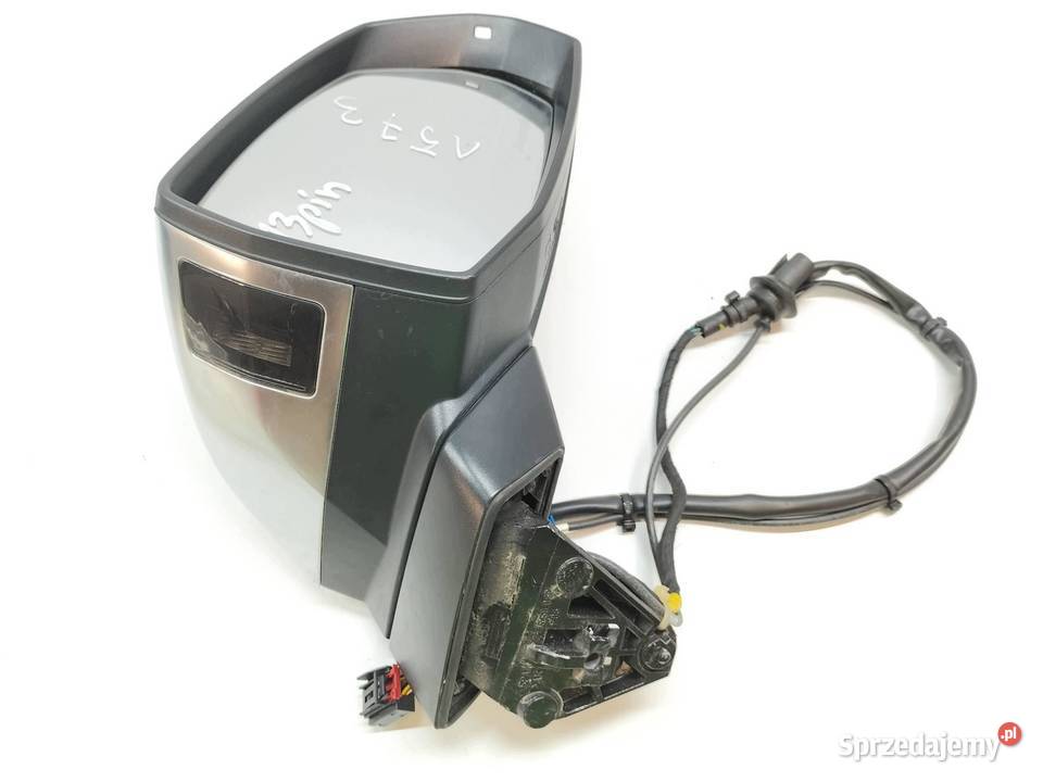 LUSTERKO PRAWE 13PIN KAMERA EUROPA Audi Q7 II