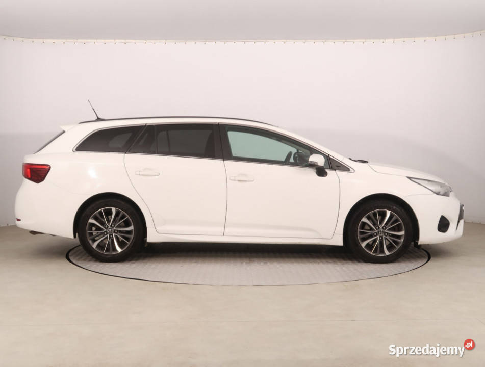 Toyota Avensis 20 D4D biały Piaseczno