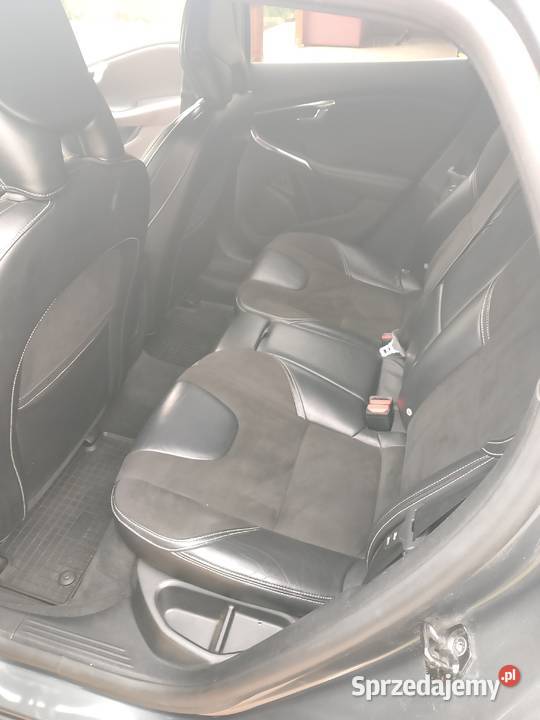 Volvo V40 rdesing nieuszkodzony Kurów