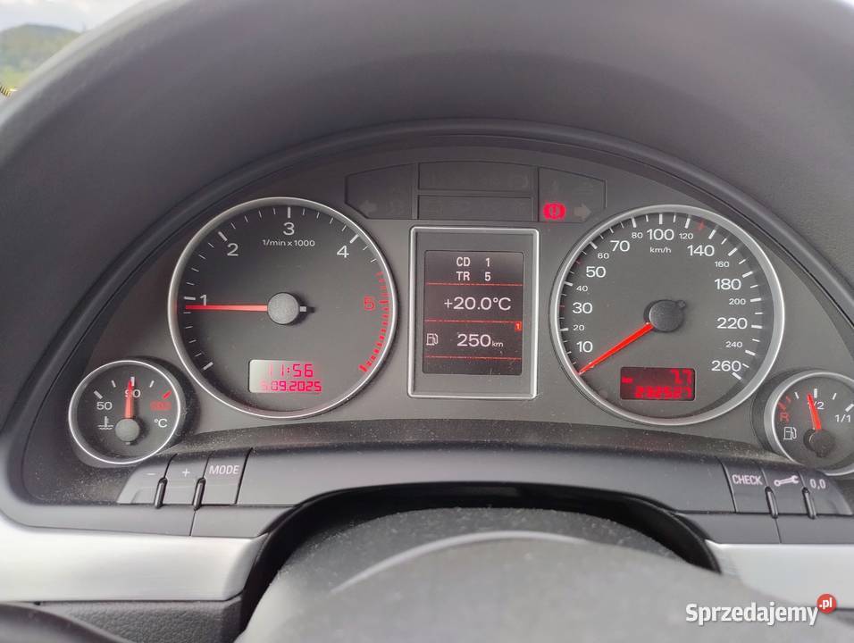 AUDI A4 B7 QUATTRO 20 TDI 170 Bogate wyposażenie światła do jazdy dziennej dolnośląskie Bystrzyca Kłodzka