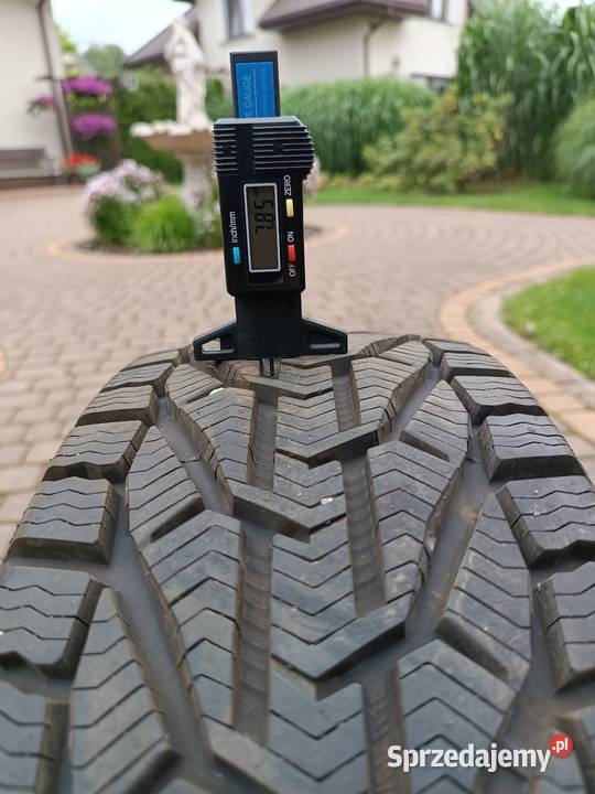 Opona zimowa Taurus 18565r15 Samochodowe Motoryzacja Grabówka sprzedam