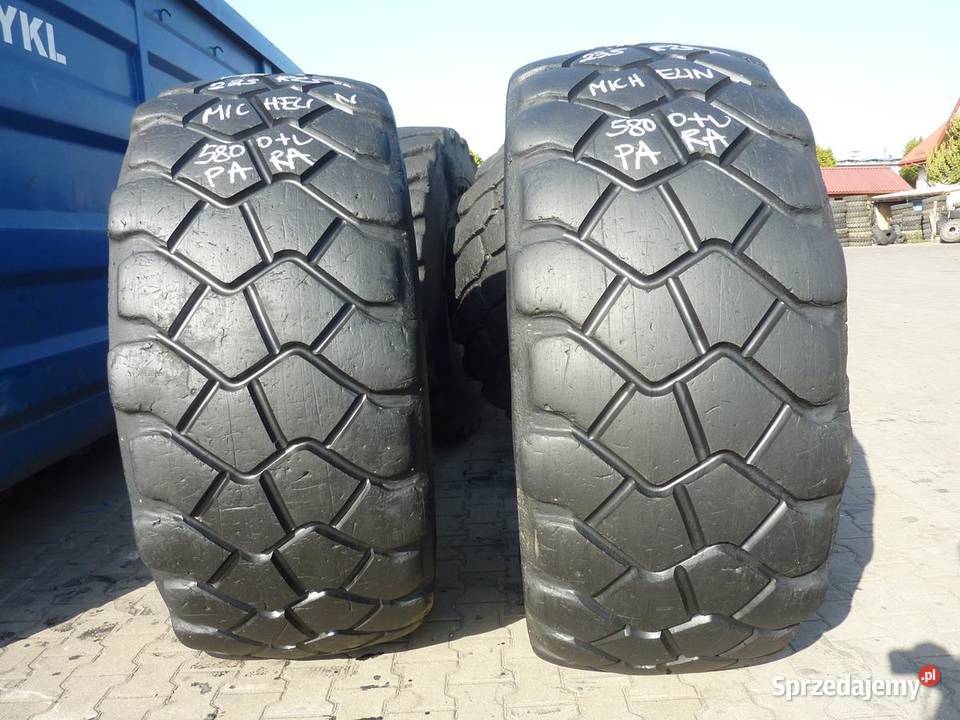 2x Opona używana przemysłowa 235R25 MICHELIN Zaścianki