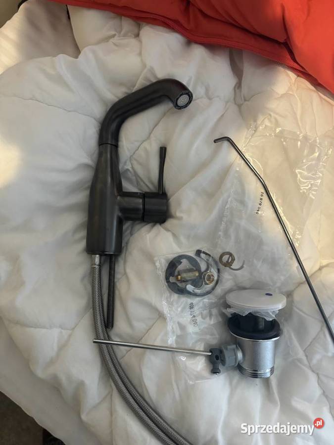 Sprzedam pół ceny nowiutką baterię umywalkową