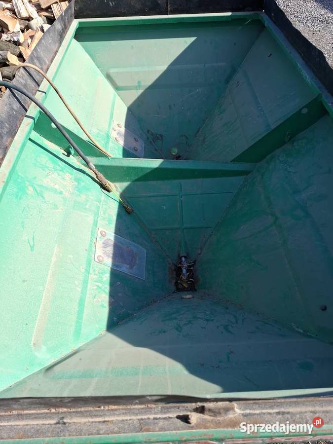 Rozsiewacz Amazone U 1001 Nowa Słupia sprzedam