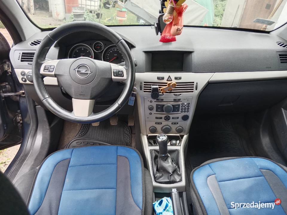 Opel astra h 17 CDTI aluminiowe felgi Astra pomorskie
