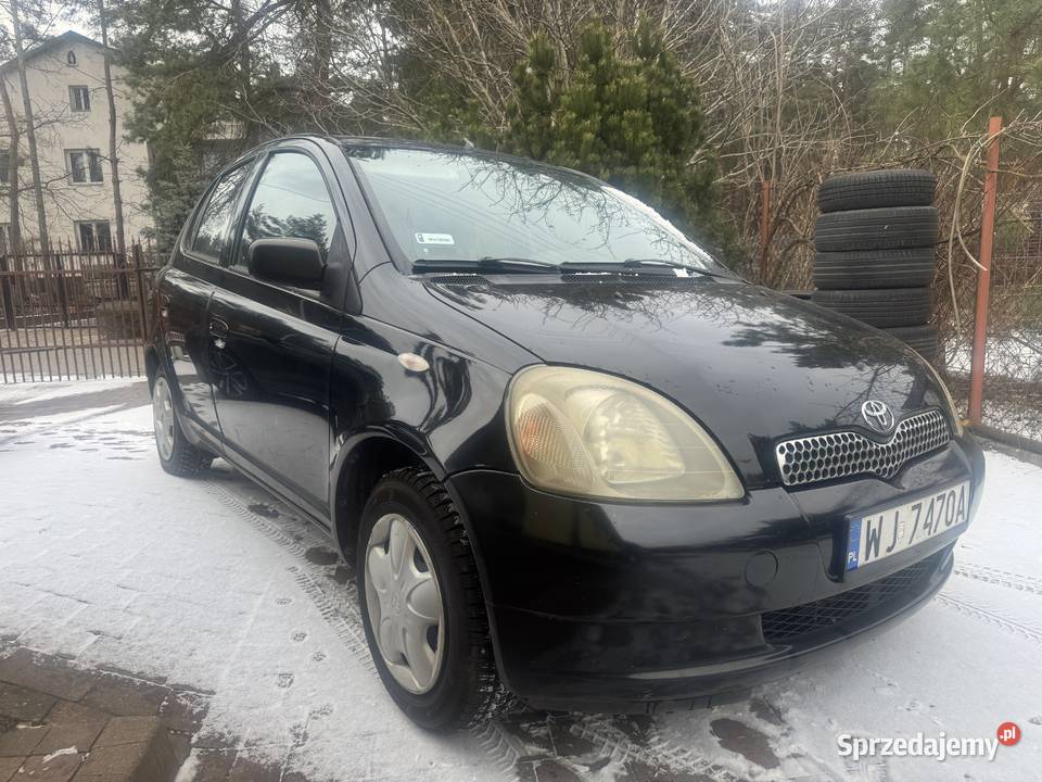 Sprzedam toyote yaris benzyna klimatyzacja nieuszkodzony