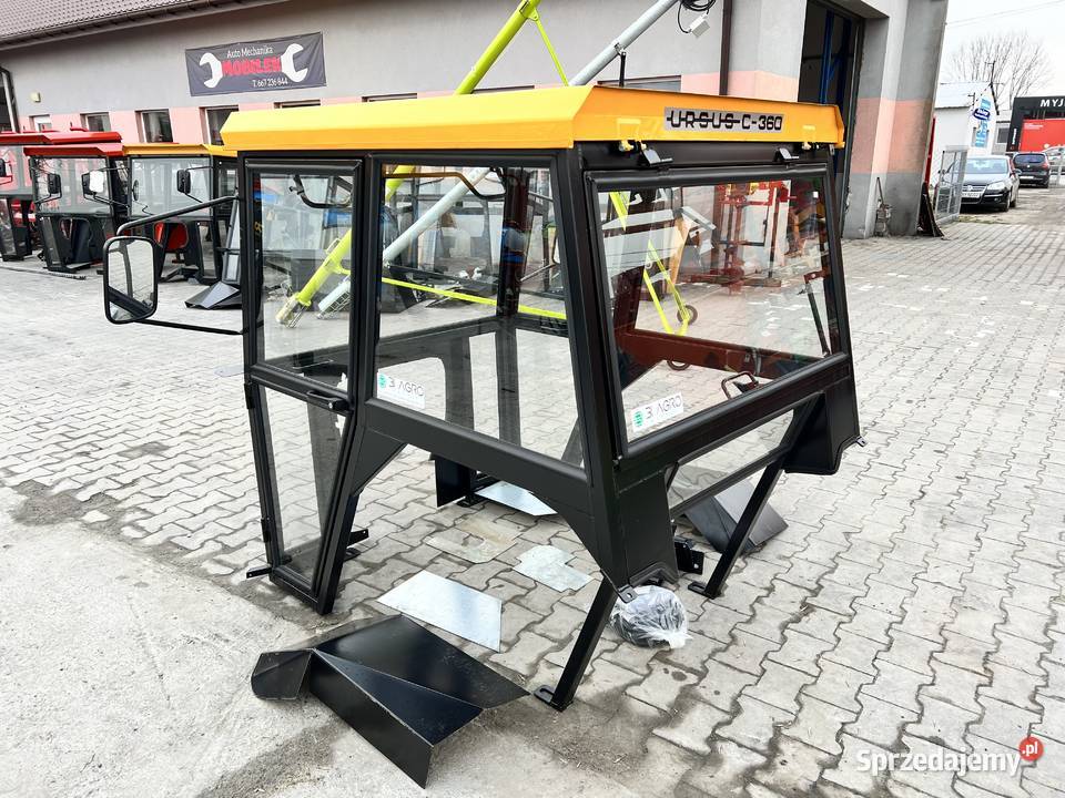 Kabina ciągnikowa kabina Ursus C330 C360 MF235 mazowieckie Sochaczew