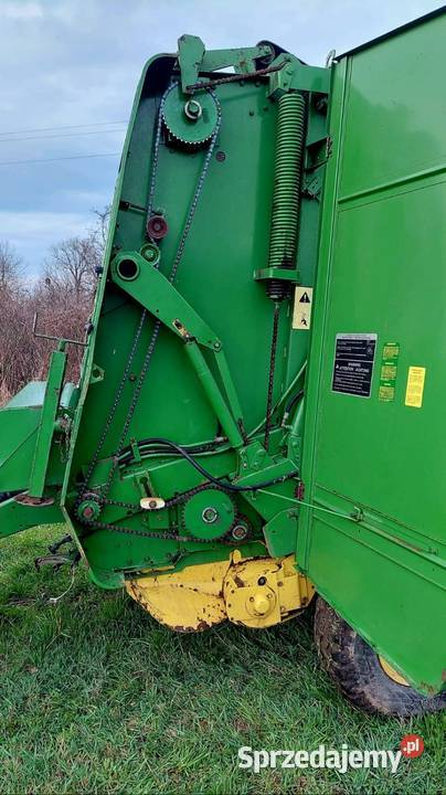 Prasa zmiennokomorowa John Deere 550 Głogówek