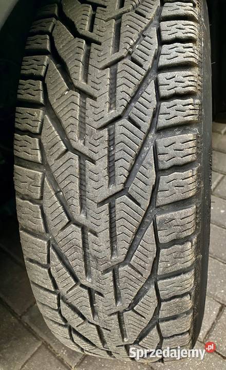 SUZUKI SX4 16 Benzyna Wyposażone Bezwypadkowe światła przeciwmgielne Wieliszew sprzedam