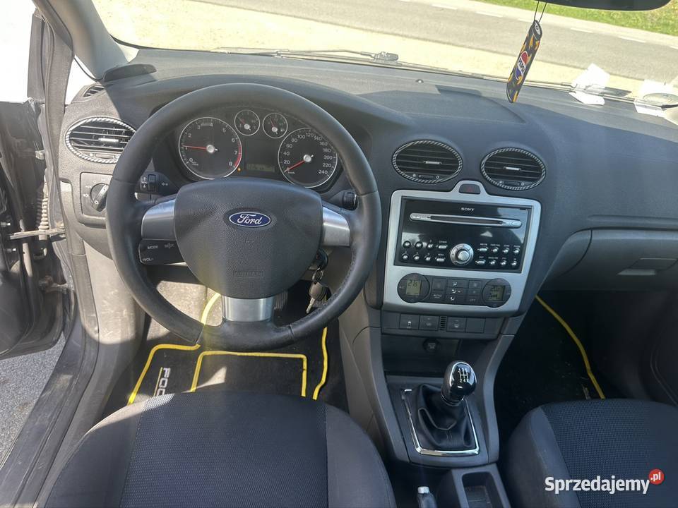 Ford Focus 16 benzyna 2005r
