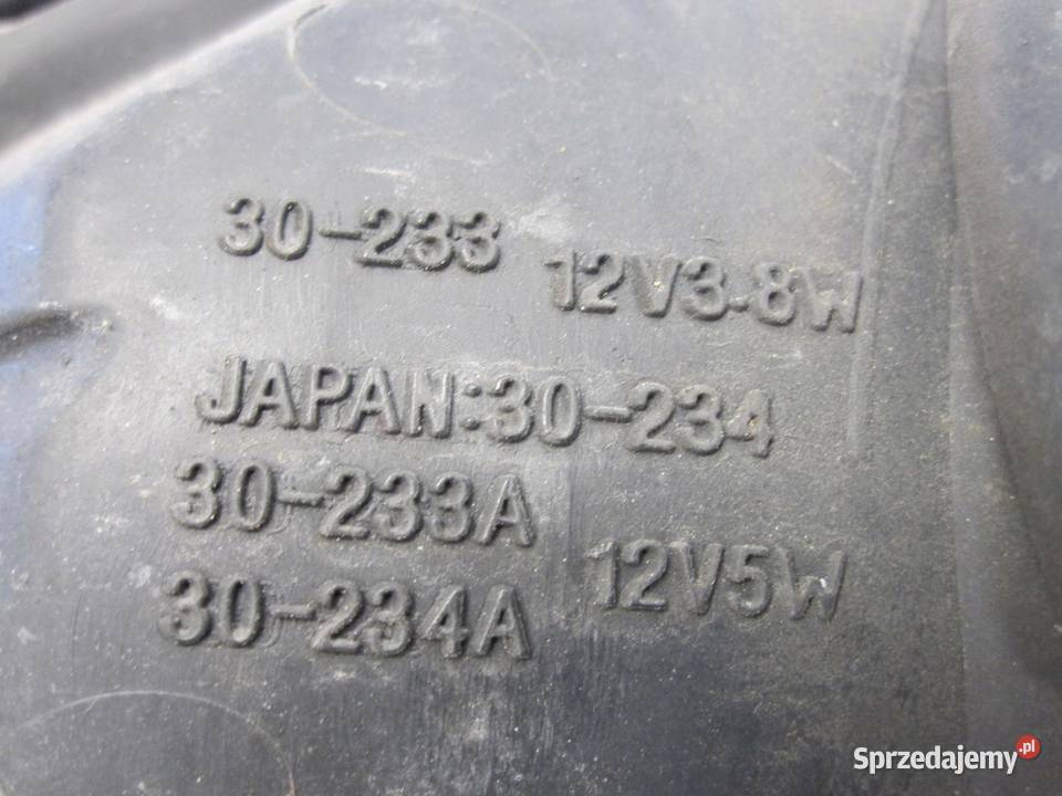 LEXUS GS II 01r lampa prawa przód 30233A 30234A Części samochodowe