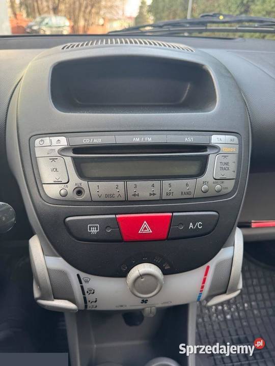 Toyota Aygo City 10 benzyna 68 207r manualna Jawor sprzedam